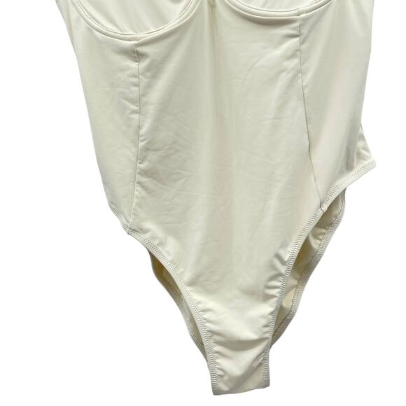 Good American Plus Size Swimsuit Showoff One-Piece Swimwear - Picture 6 of 12